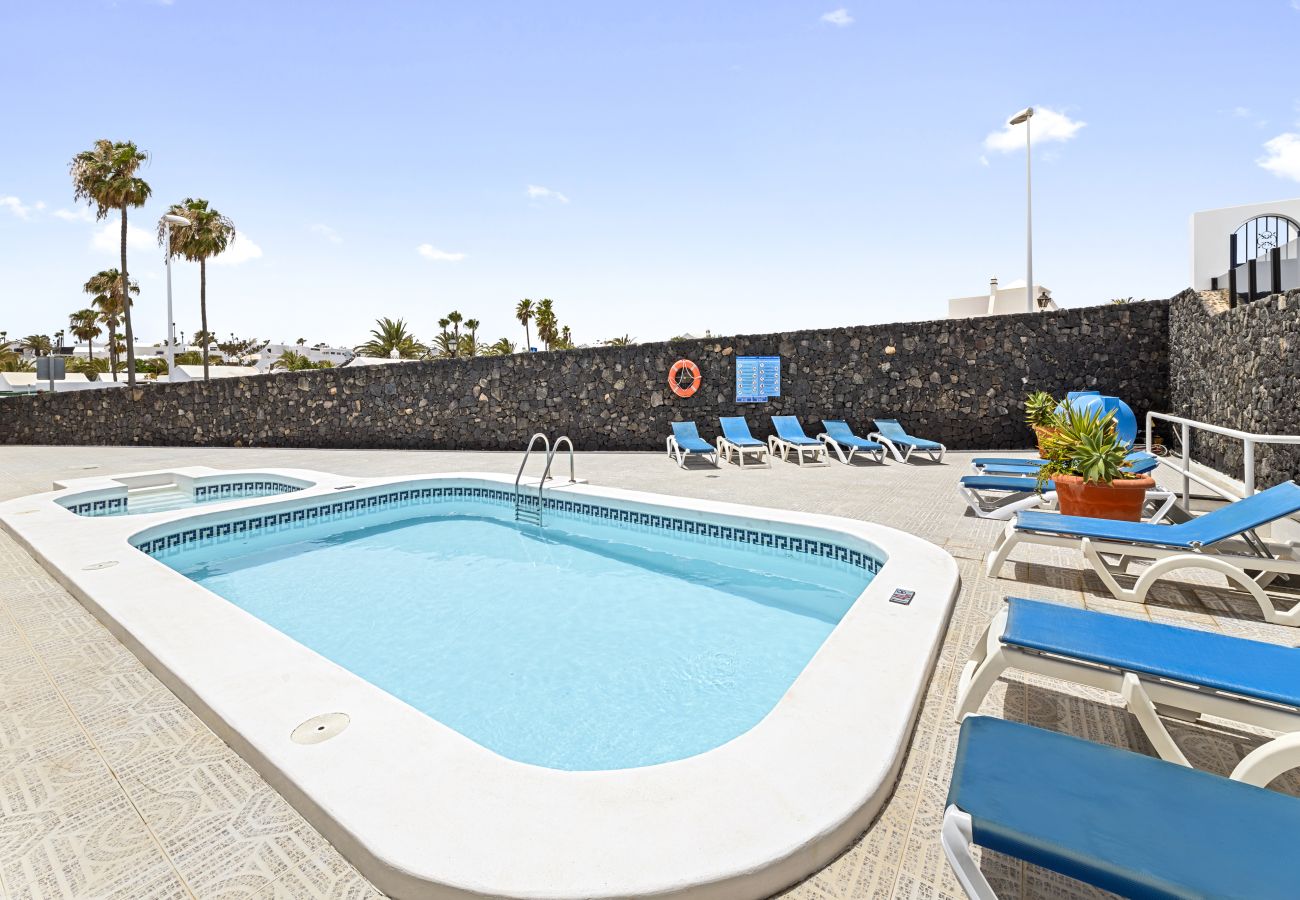 Bungalow in Puerto del Carmen - Paraiso Marino by Escape Home