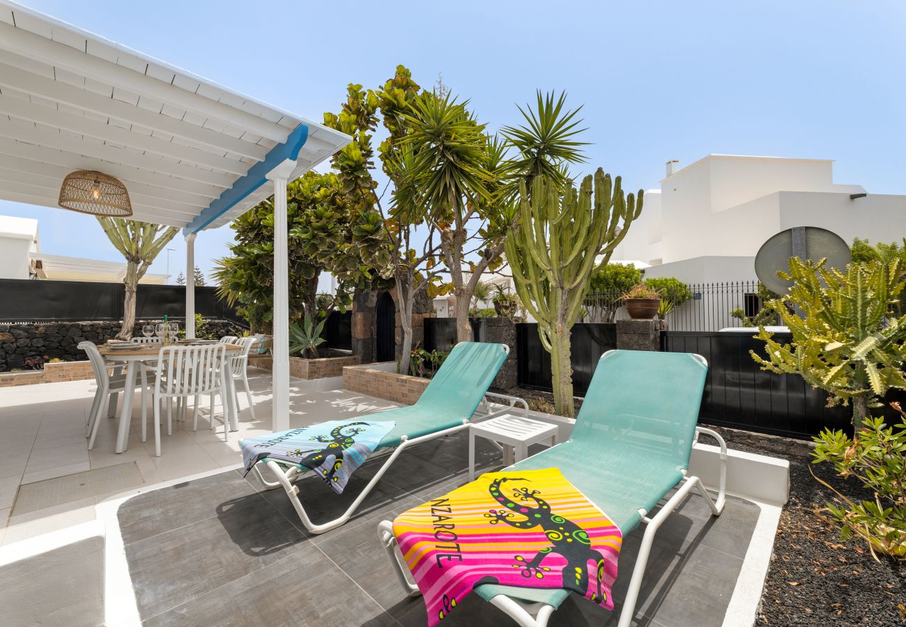 Bungalow in Puerto del Carmen - Paraiso Marino by Escape Home