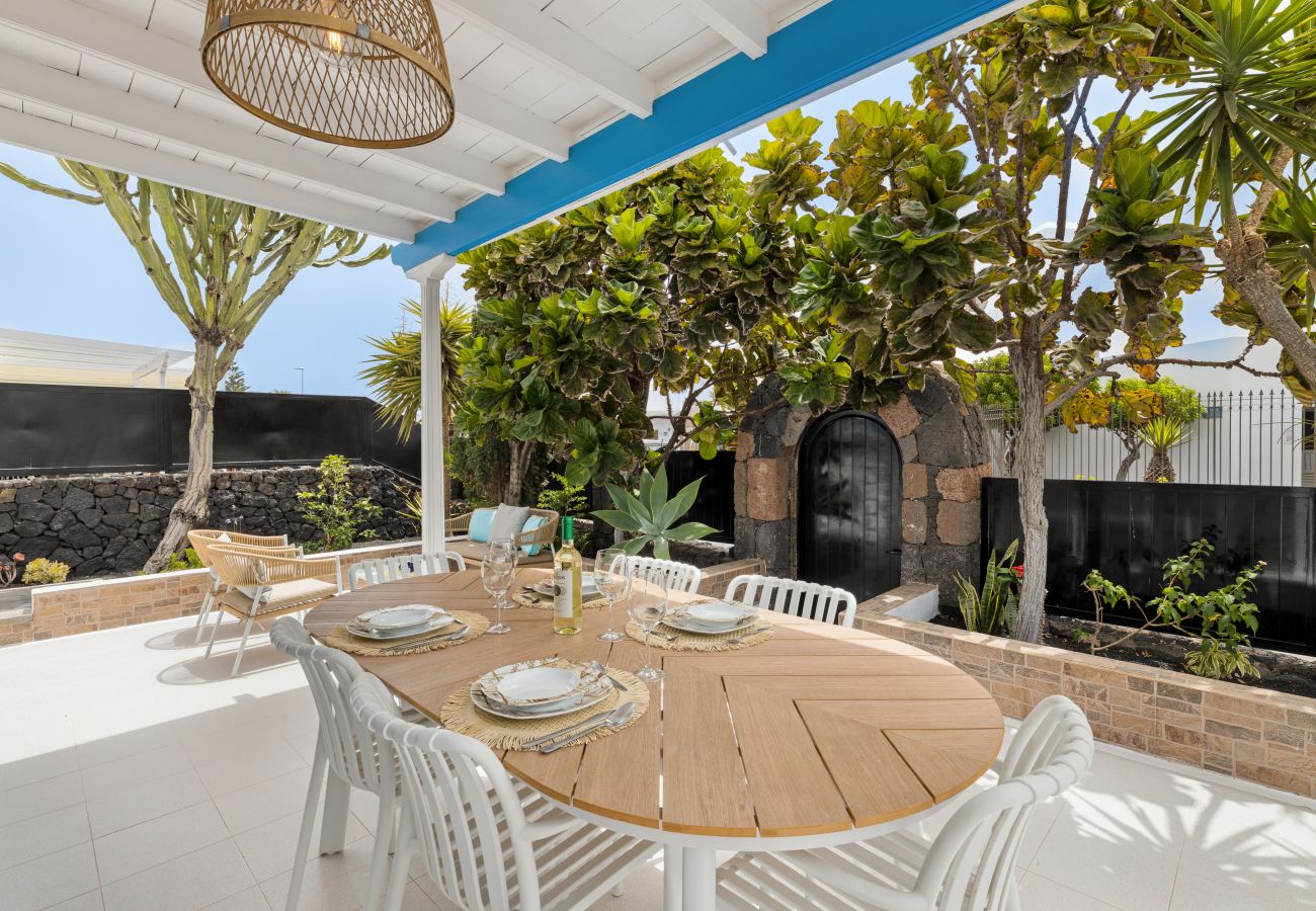 Bungalow in Puerto del Carmen - Paraiso Marino by Escape Home