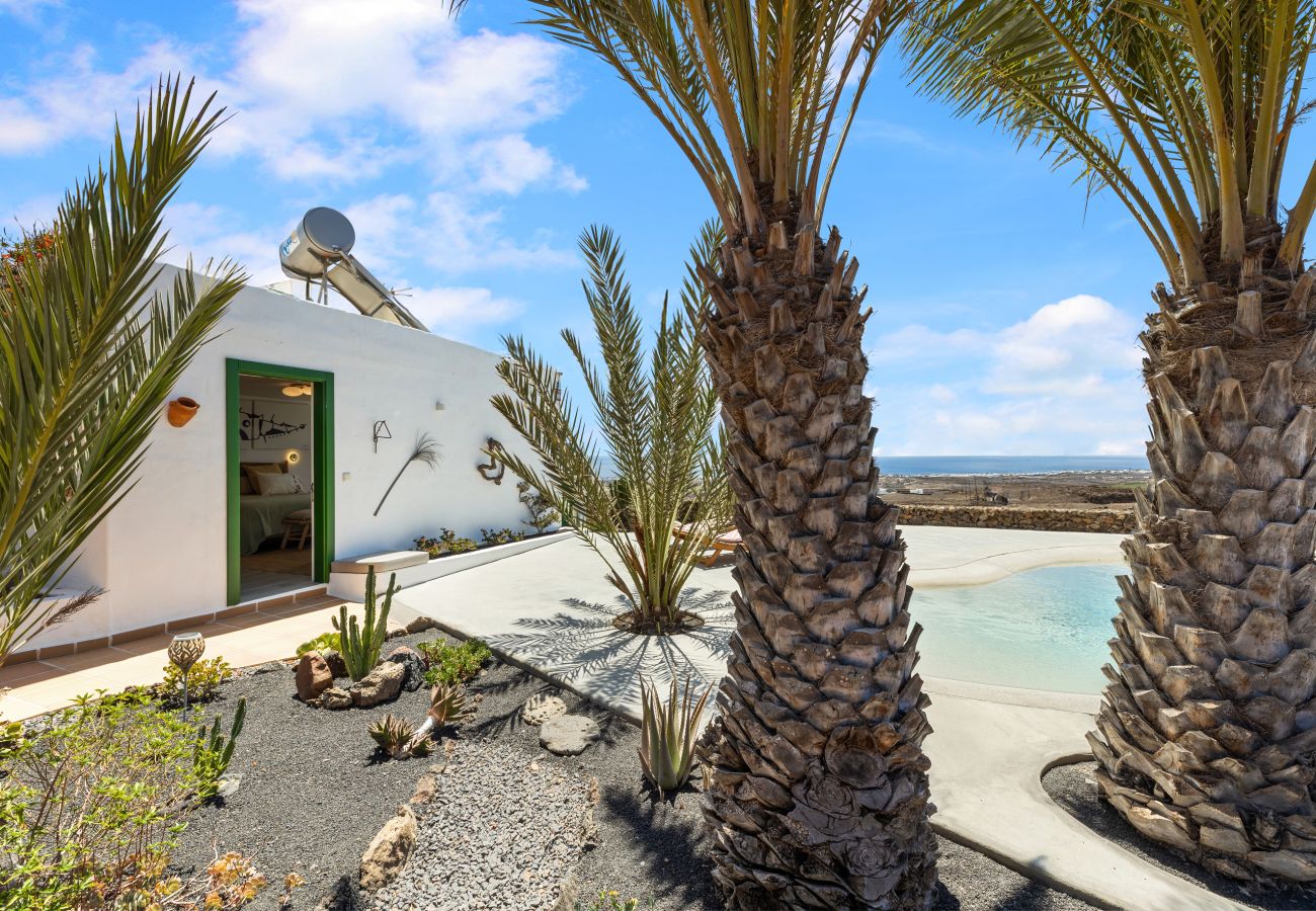 Villa in Tías - Villa Los Aljibes by Escape Home