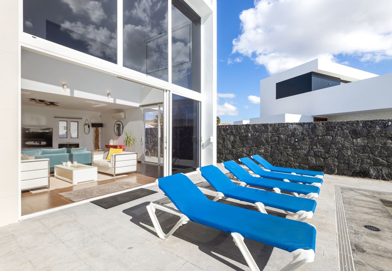 Villa in Tías - Casa Alma by Escape Home