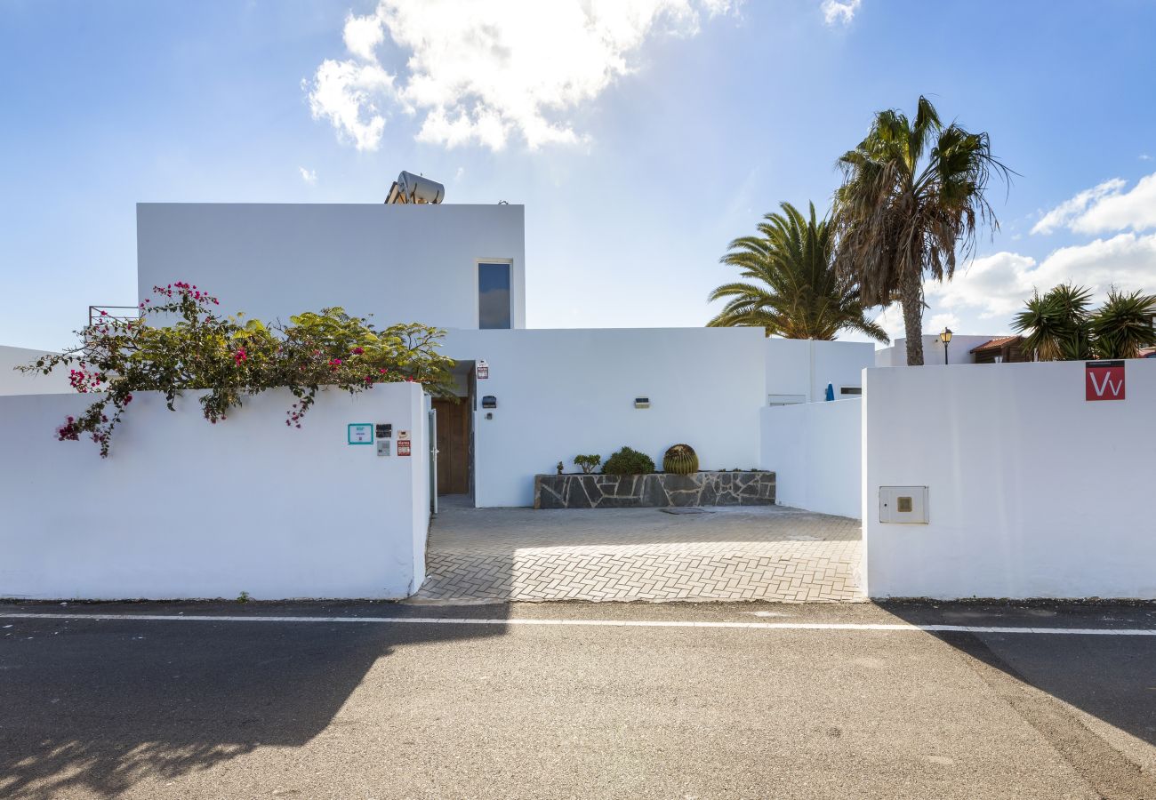 Villa in Tías - Casa Alma by Escape Home