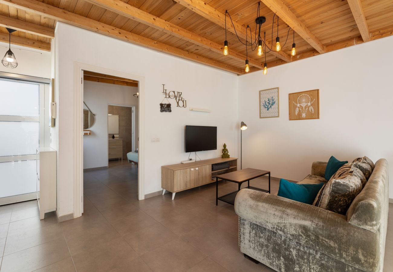 Apartment in Tías - Apartamento Alma 2 by Escape Home 