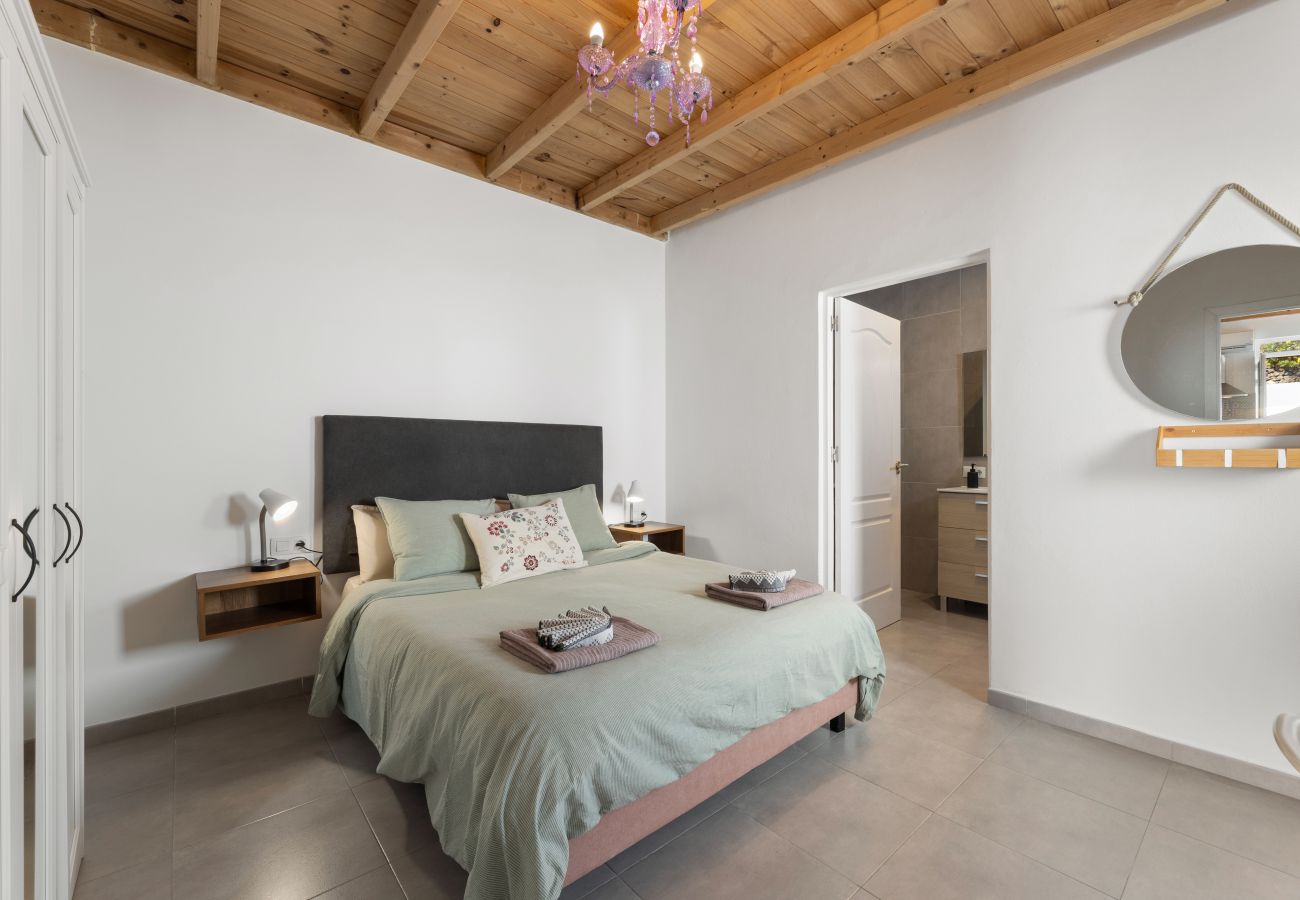 Apartment in Tías - Apartamento Alma 1 by Escape Home