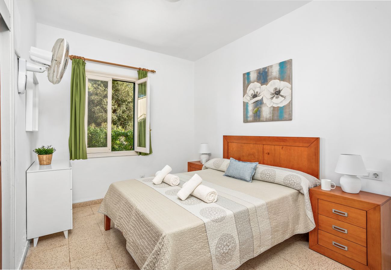 Villa in Cala Blanca - Villa Jose by Escape Home