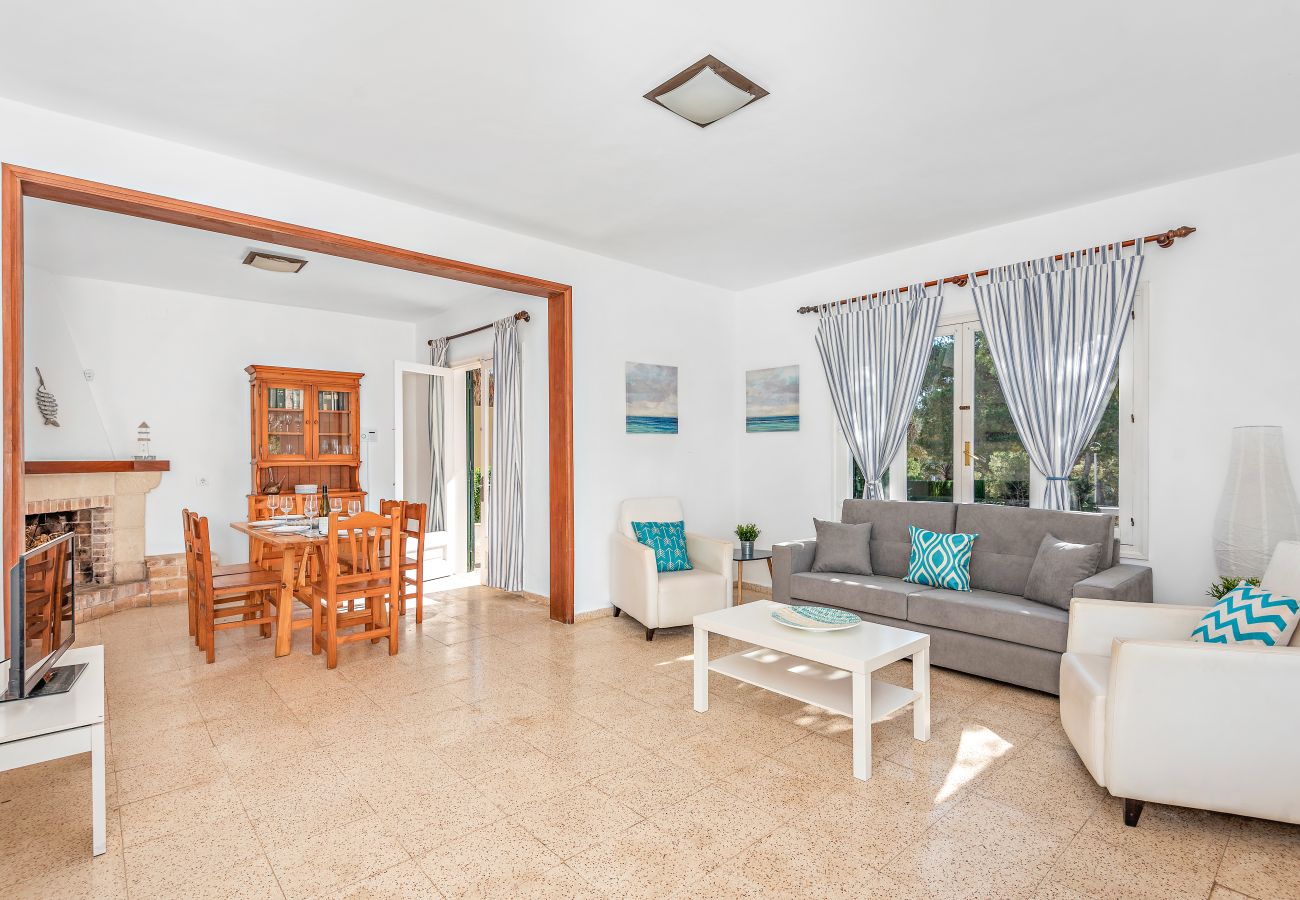 Villa in Cala Blanca - Villa Jose by Escape Home
