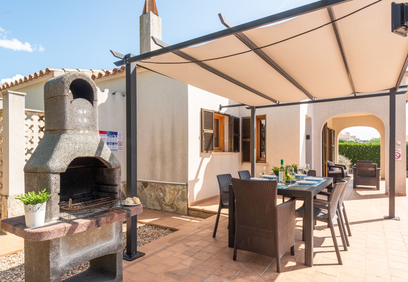 Villa in Torre Solí Nou - Villa Juanita by Escape Home