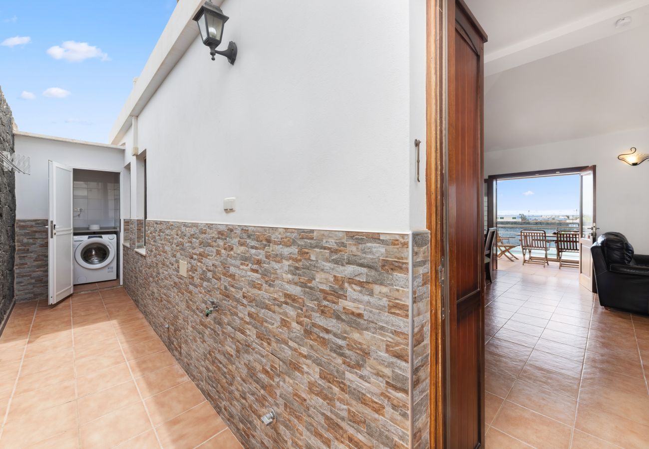 Villa in Playa Blanca - Casa Luna by Escape Home