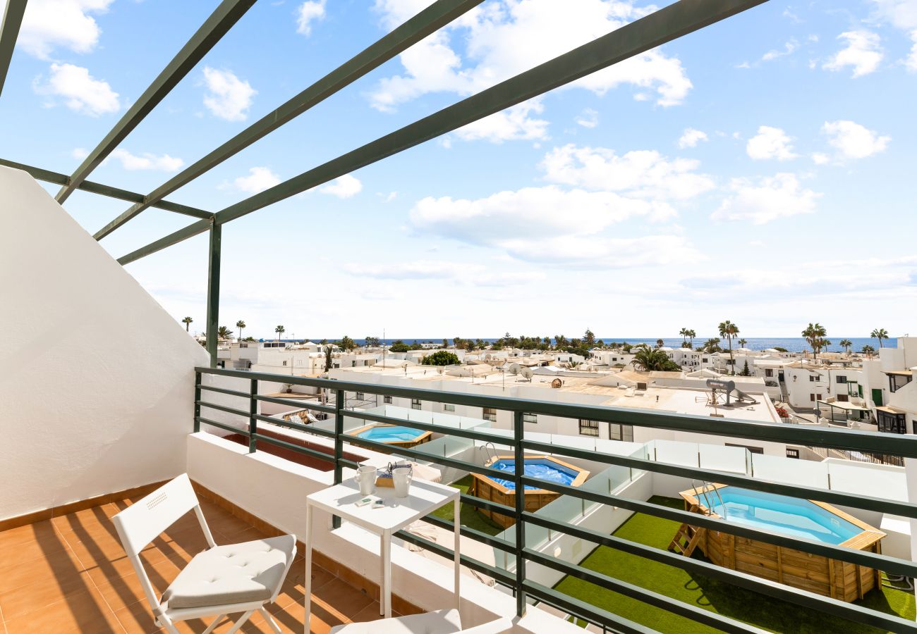 Villa in Puerto del Carmen - Arpon Santa Rosa 4 by Escape Home 