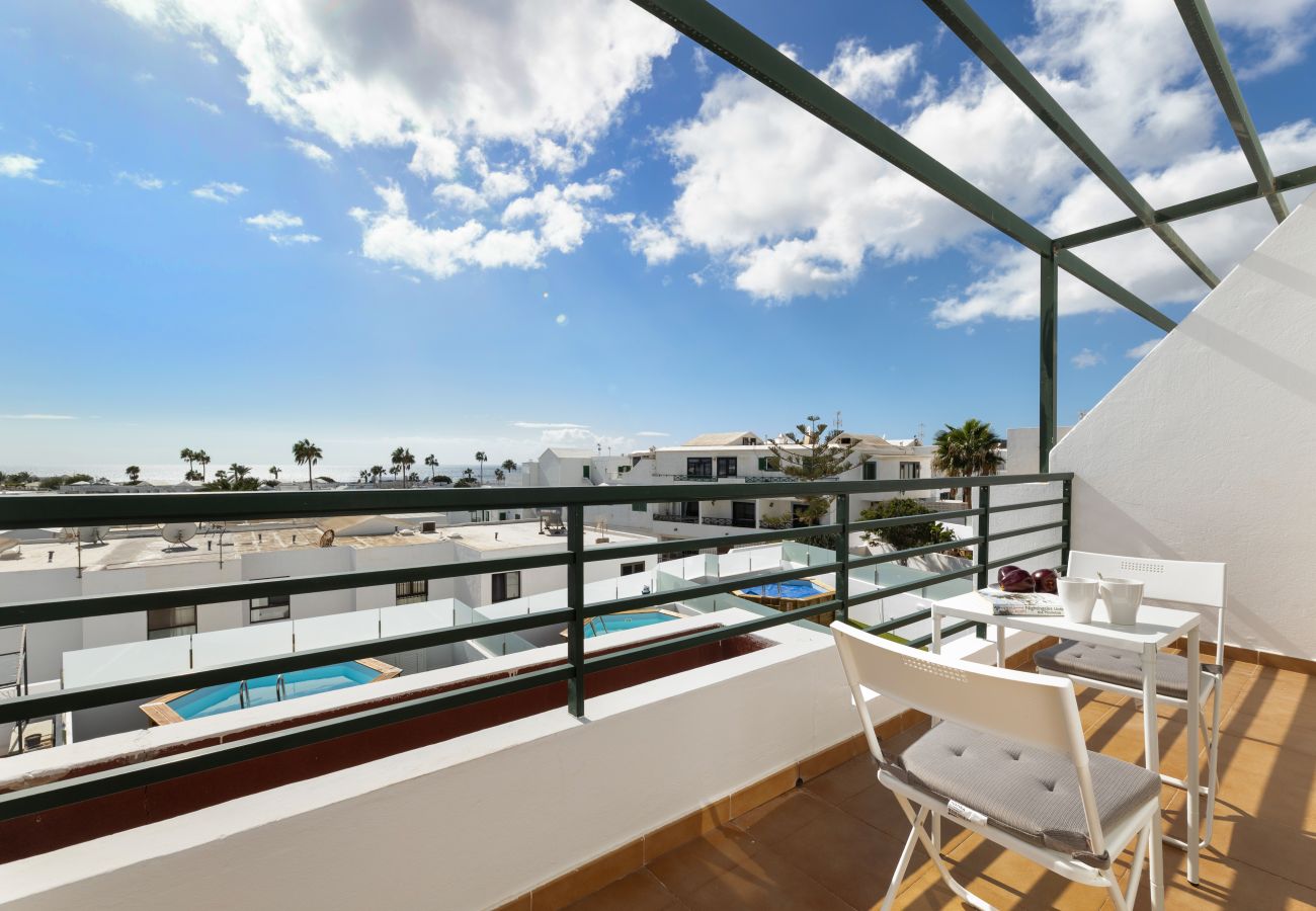 Villa in Puerto del Carmen - Arpon Santa Rosa 6 by Escape Home 