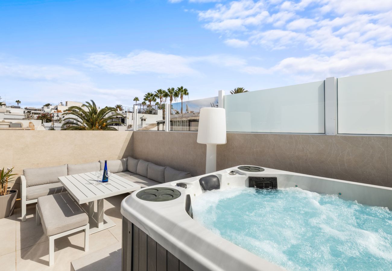 House in Puerto del Carmen - Casa Folias by Escape Home