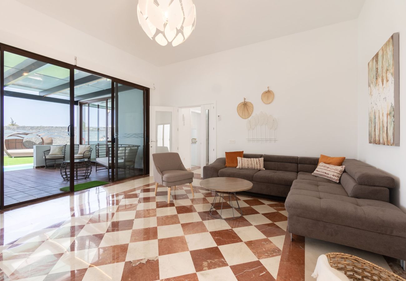 Villa in Playa Blanca - Sea Breeze Jarea by Escape Home