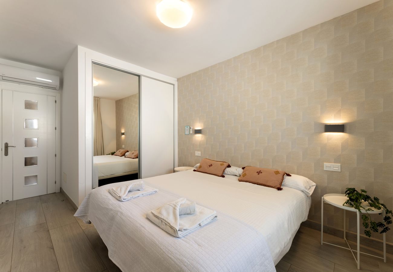 Villa in Playa Blanca - Sea Breeze Jarea by Escape Home