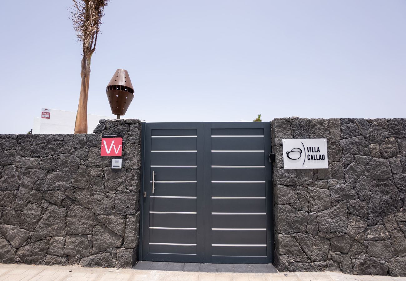 Villa in Playa Blanca - Sea Breeze Callao by Escape Home