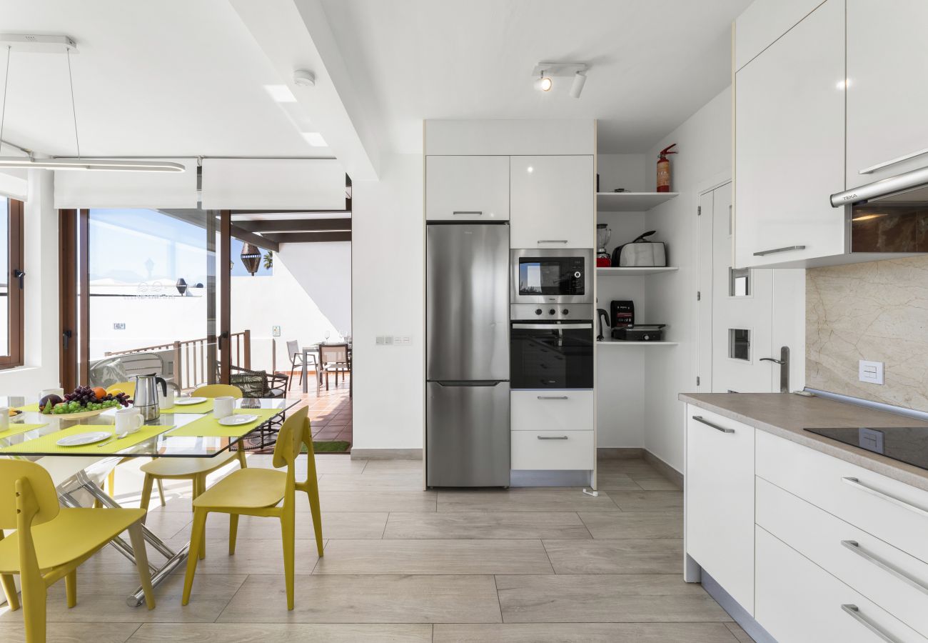 Villa in Playa Blanca - Sea Breeze Callao by Escape Home