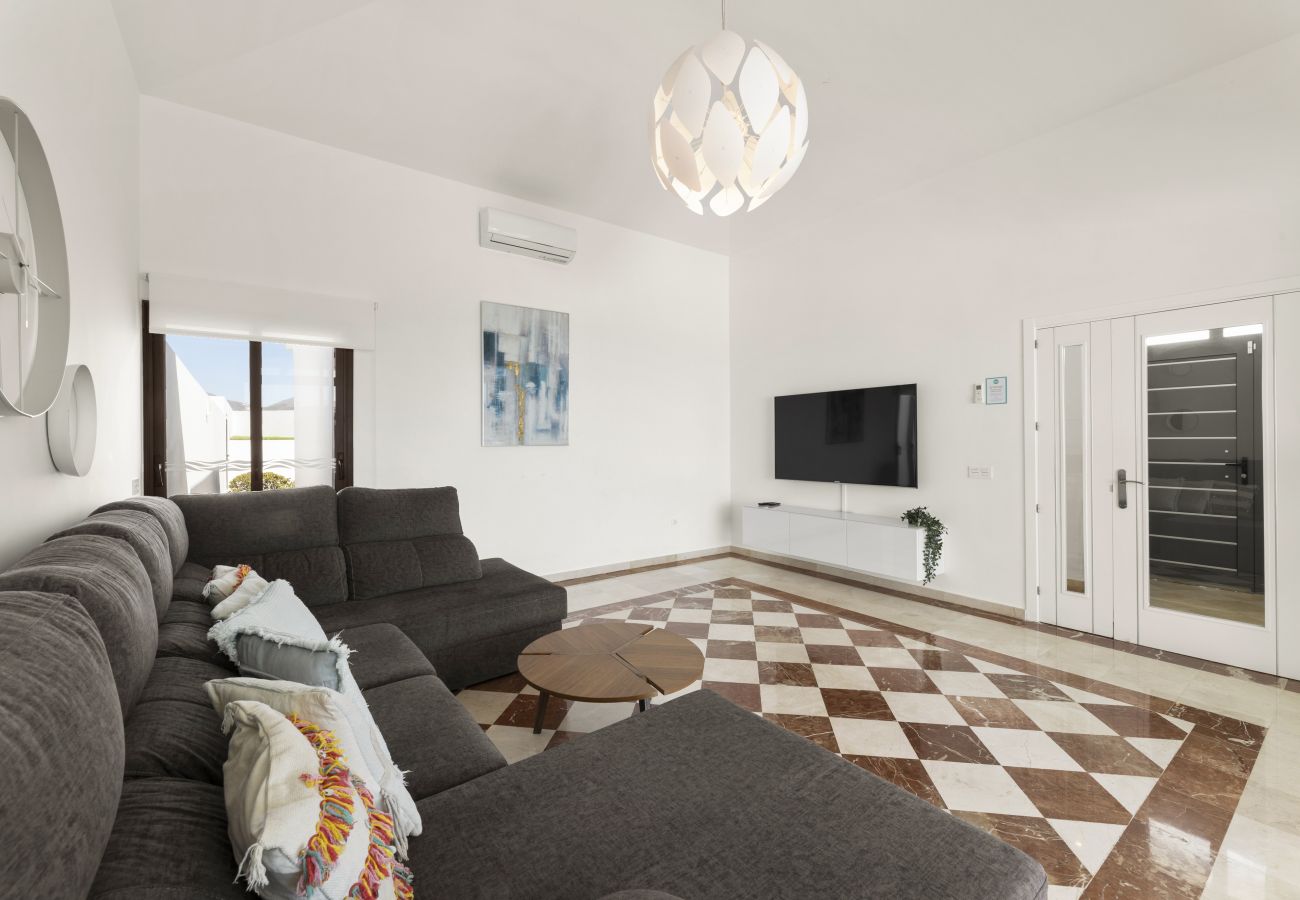 Villa in Playa Blanca - Sea Breeze Callao by Escape Home