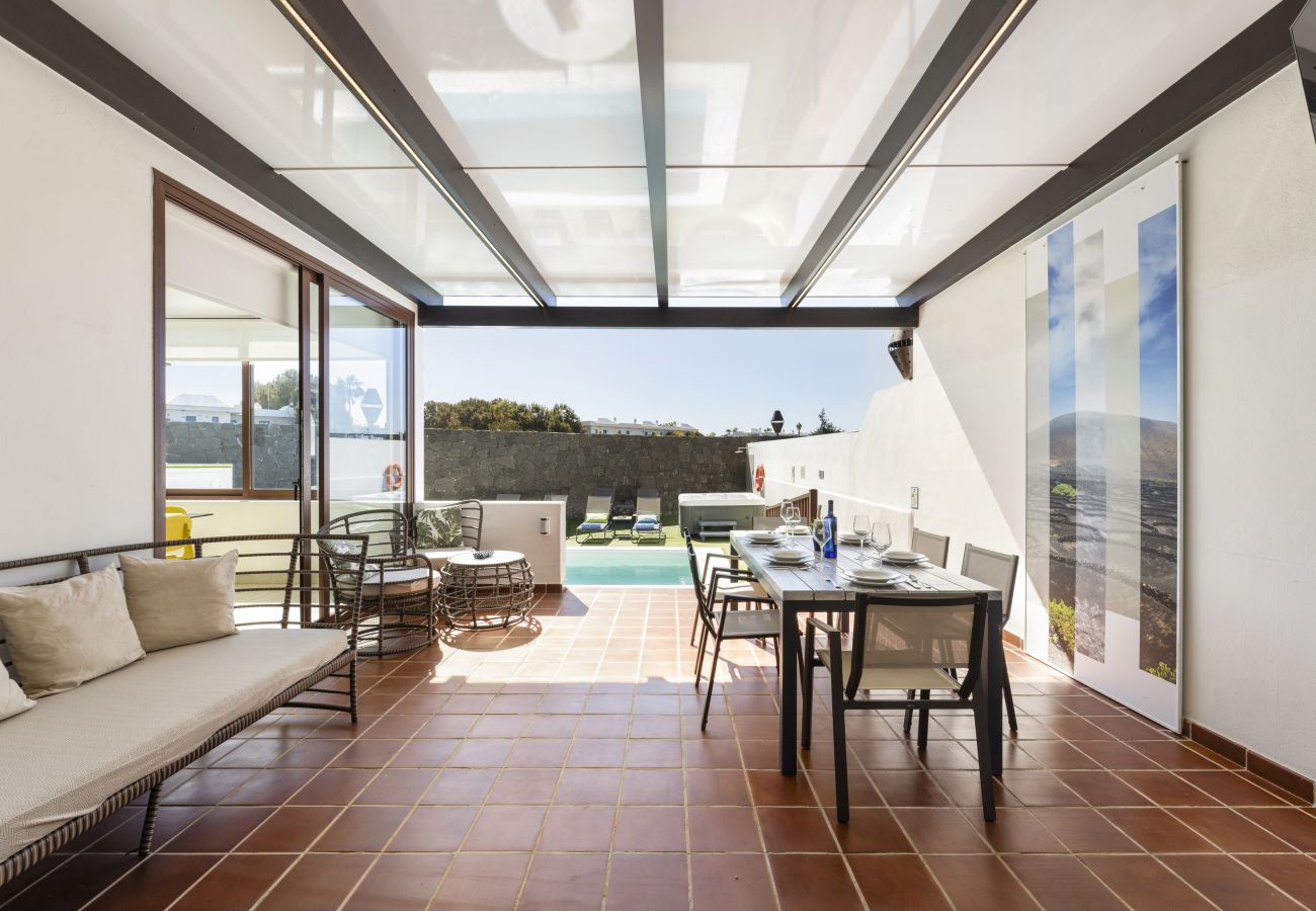 Villa in Playa Blanca - Sea Breeze Callao by Escape Home