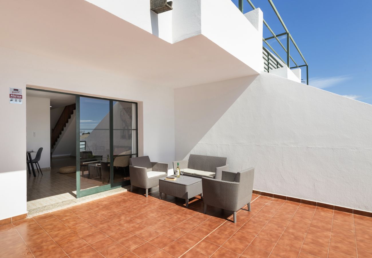 Villa in Puerto del Carmen - Arpon Santa Rosa 5 by Escape Home