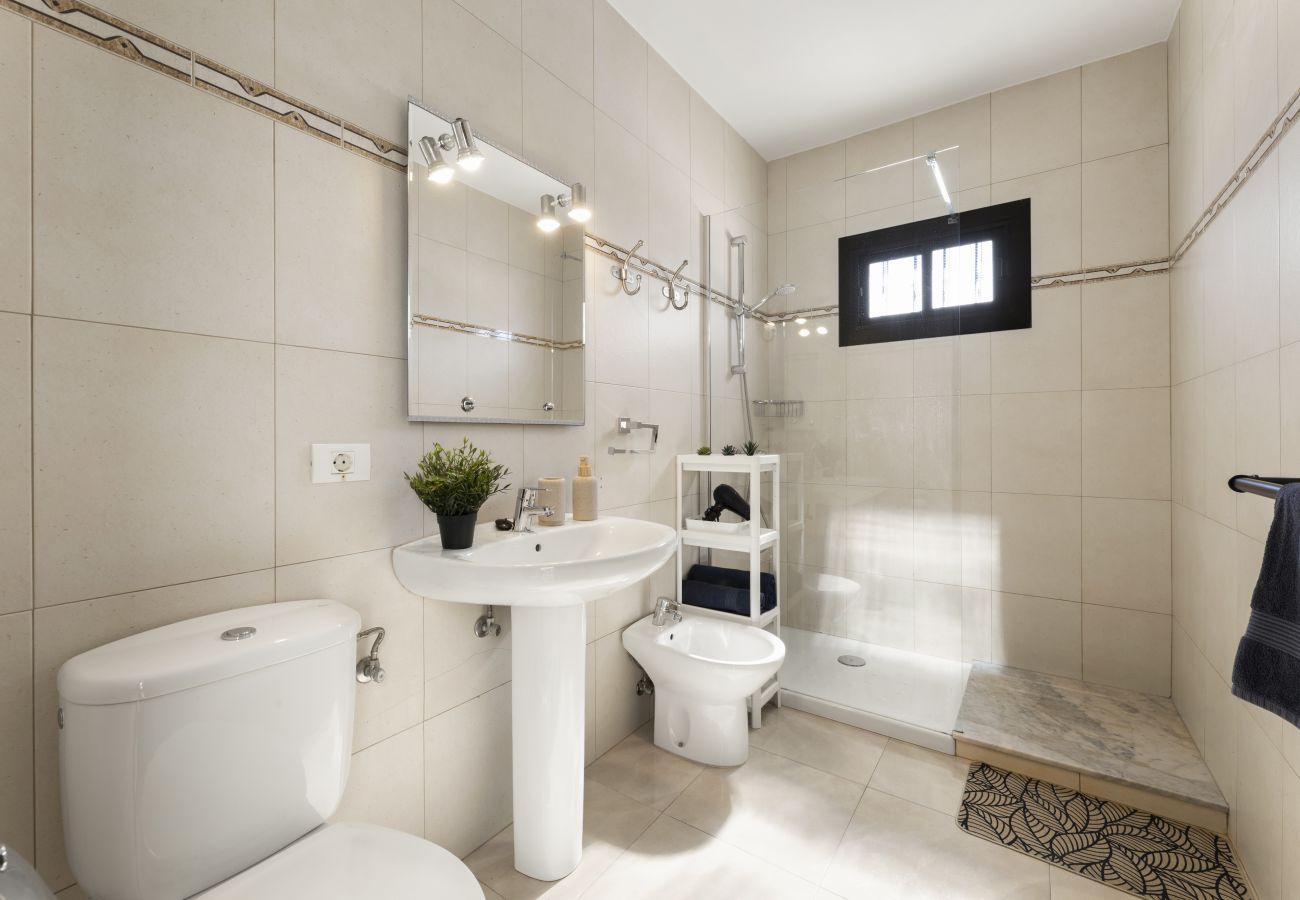 Villa in Puerto del Carmen - Casa Anabella by Escape Home