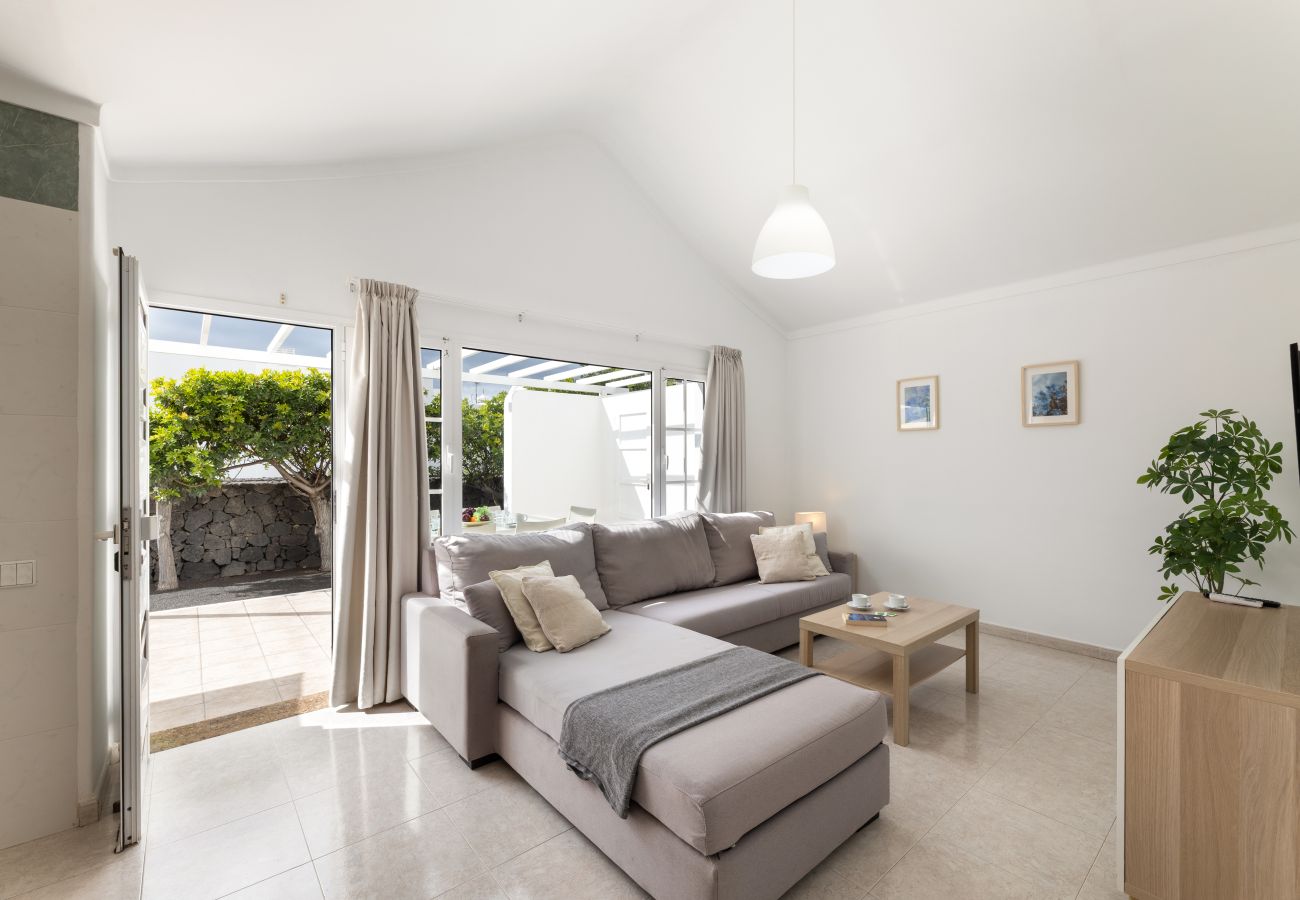 Bungalow in Puerto del Carmen - Casa Arrieta - N 4 by Escape Home 