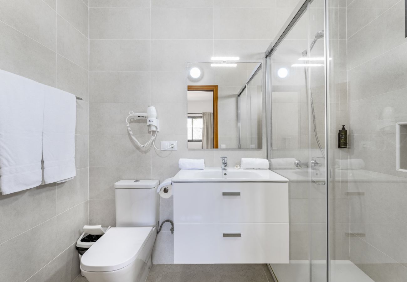 Villa in Playa Blanca - Villa Noa by Escape Home 