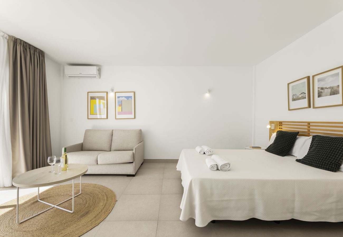 Villa in Playa Blanca - Villa Los Altos Aloe 7B by Escape Home