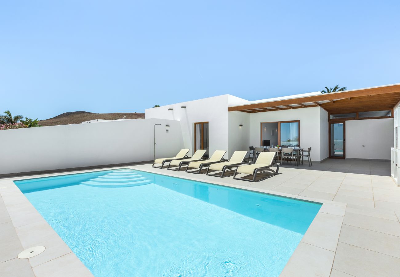 Villa in Playa Blanca -  Villa Los Altos Arbea 8B by Escape Home