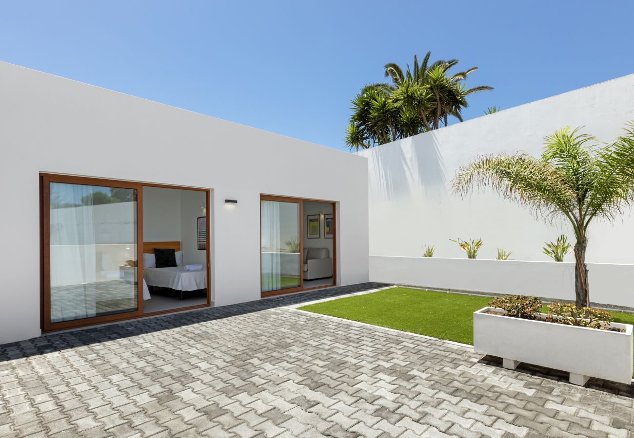 Villa in Playa Blanca -  Villa Los Altos Arbea 8B by Escape Home