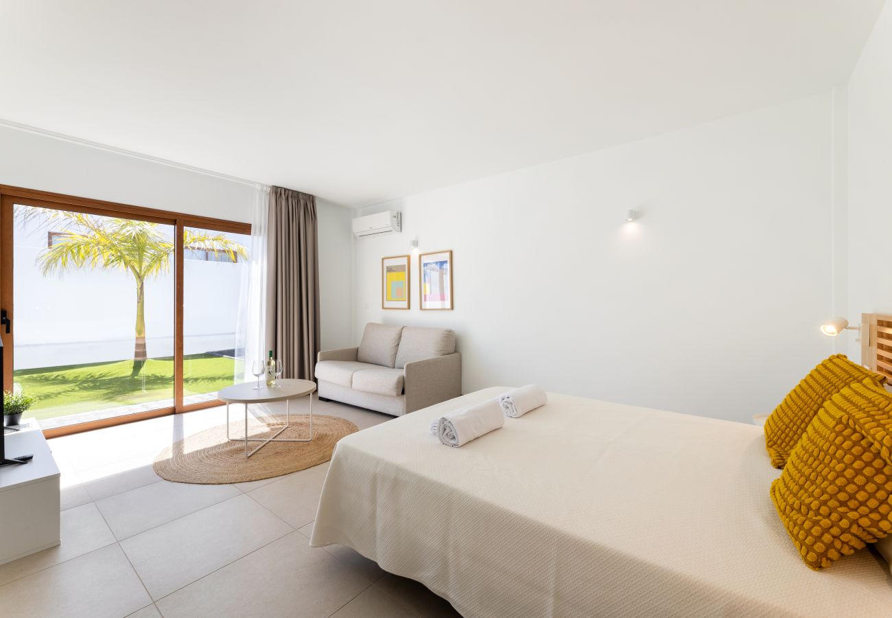Villa in Playa Blanca - Villa Los Altos Blanca 8A by Escape Home
