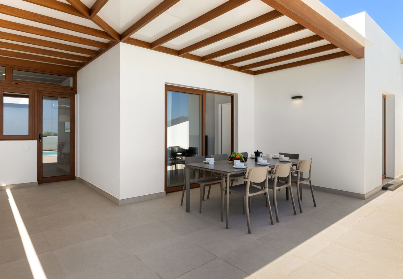 Villa in Playa Blanca - Villa Los Altos Blanca 8A by Escape Home