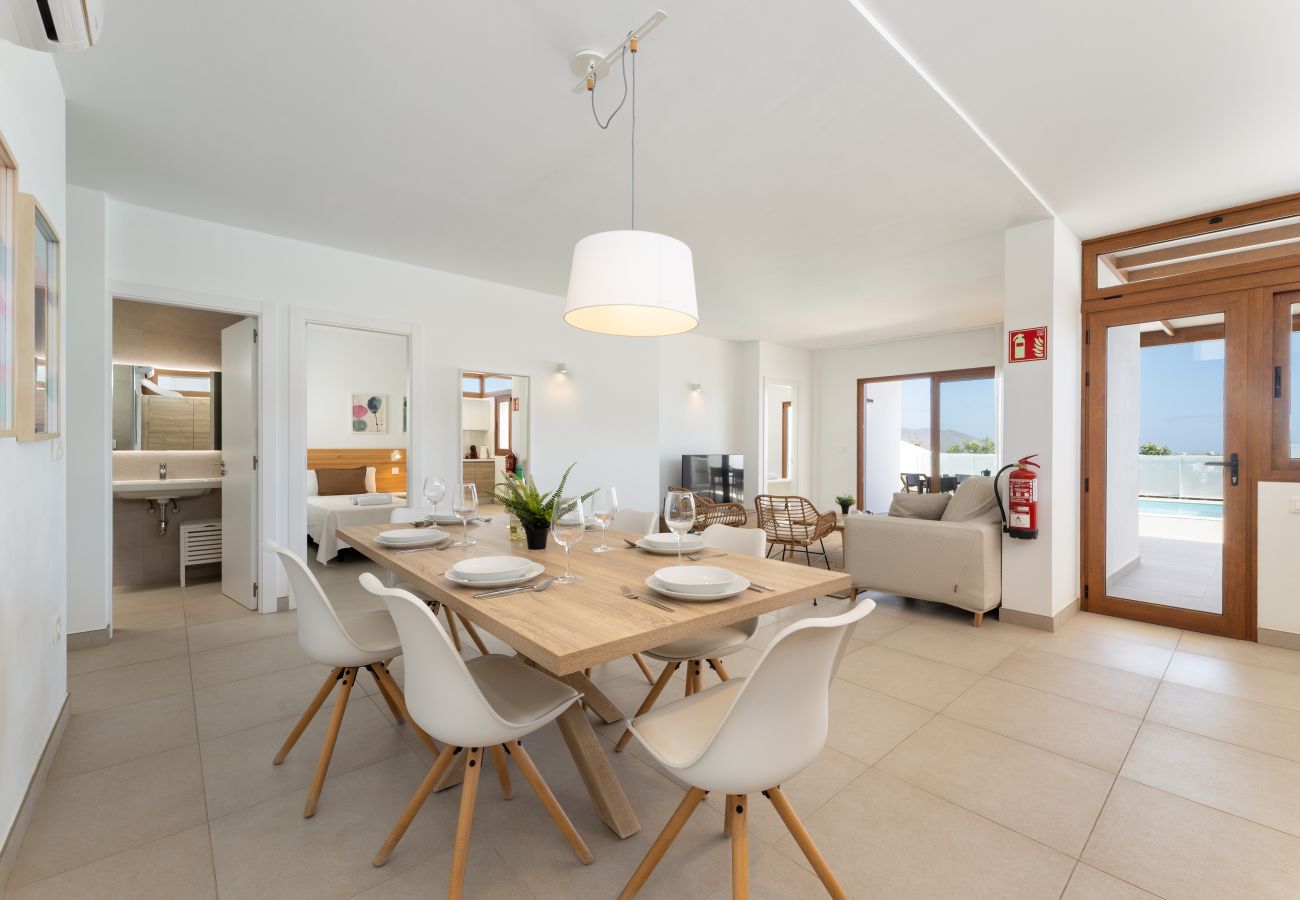 Villa in Playa Blanca - Villa Los Altos Blanca 8A by Escape Home