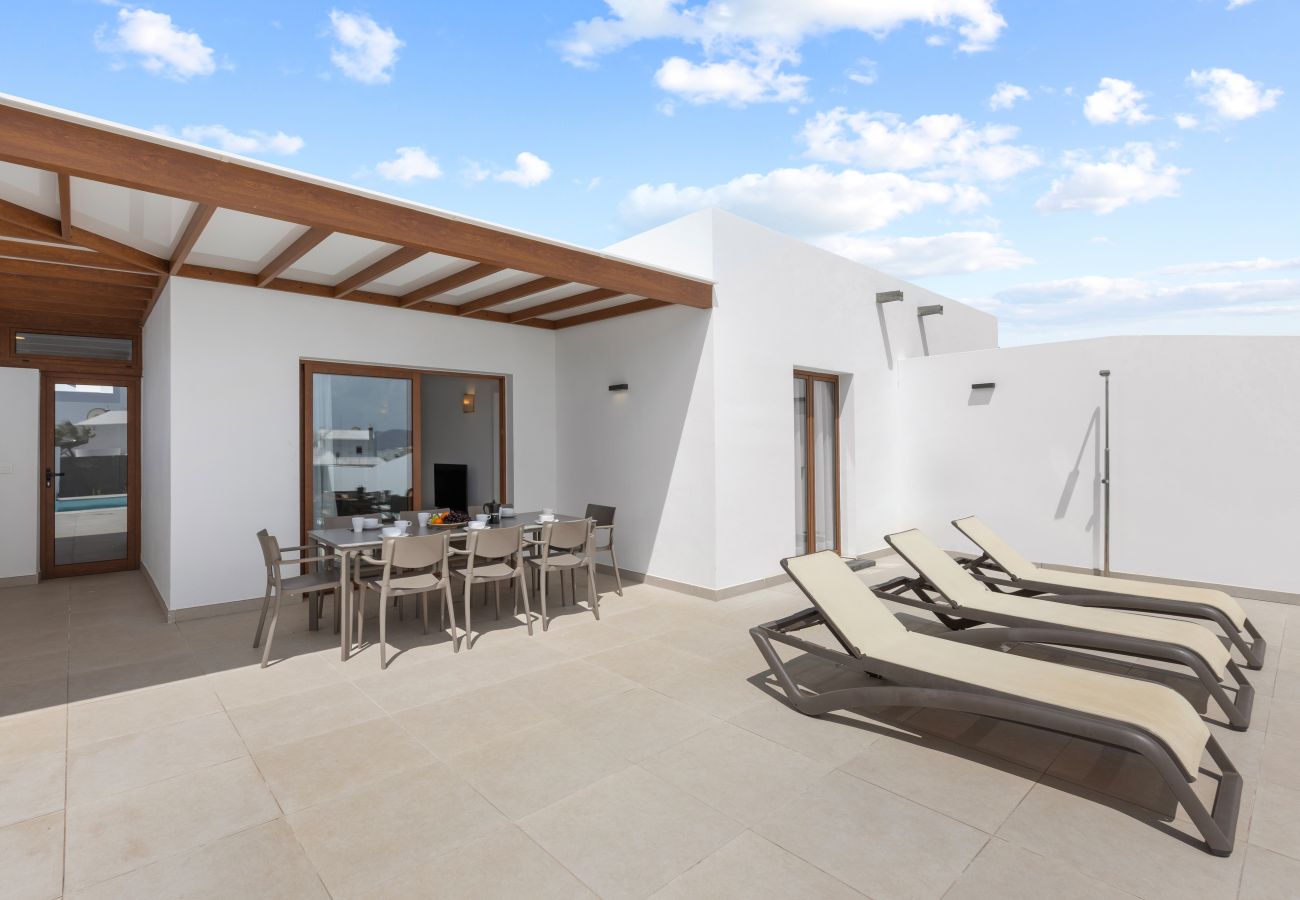Villa in Playa Blanca - Villa Los Altos Brisa 11B by Escape Home 