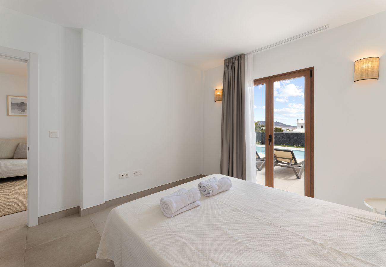 Villa in Playa Blanca -  Villa Los Altos Famara 11A by Escape Home 