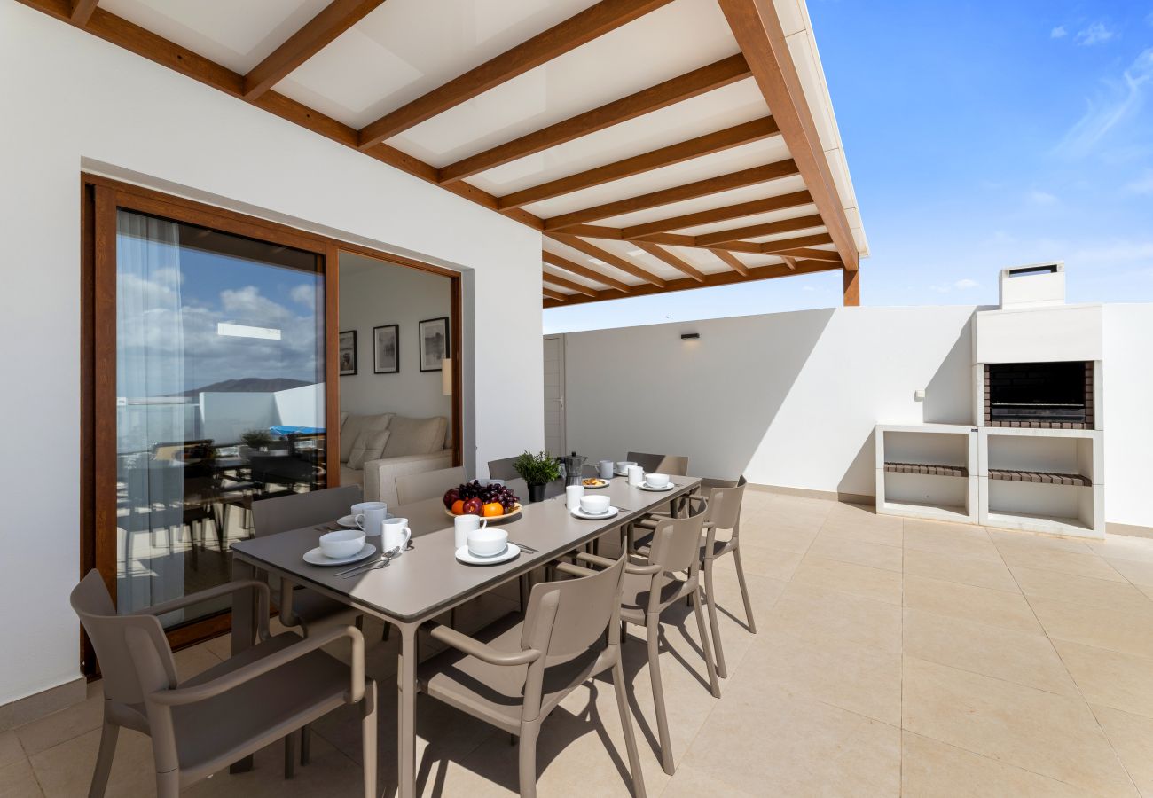 Villa in Playa Blanca - Villa Los Altos Lena 12B by Escape Home