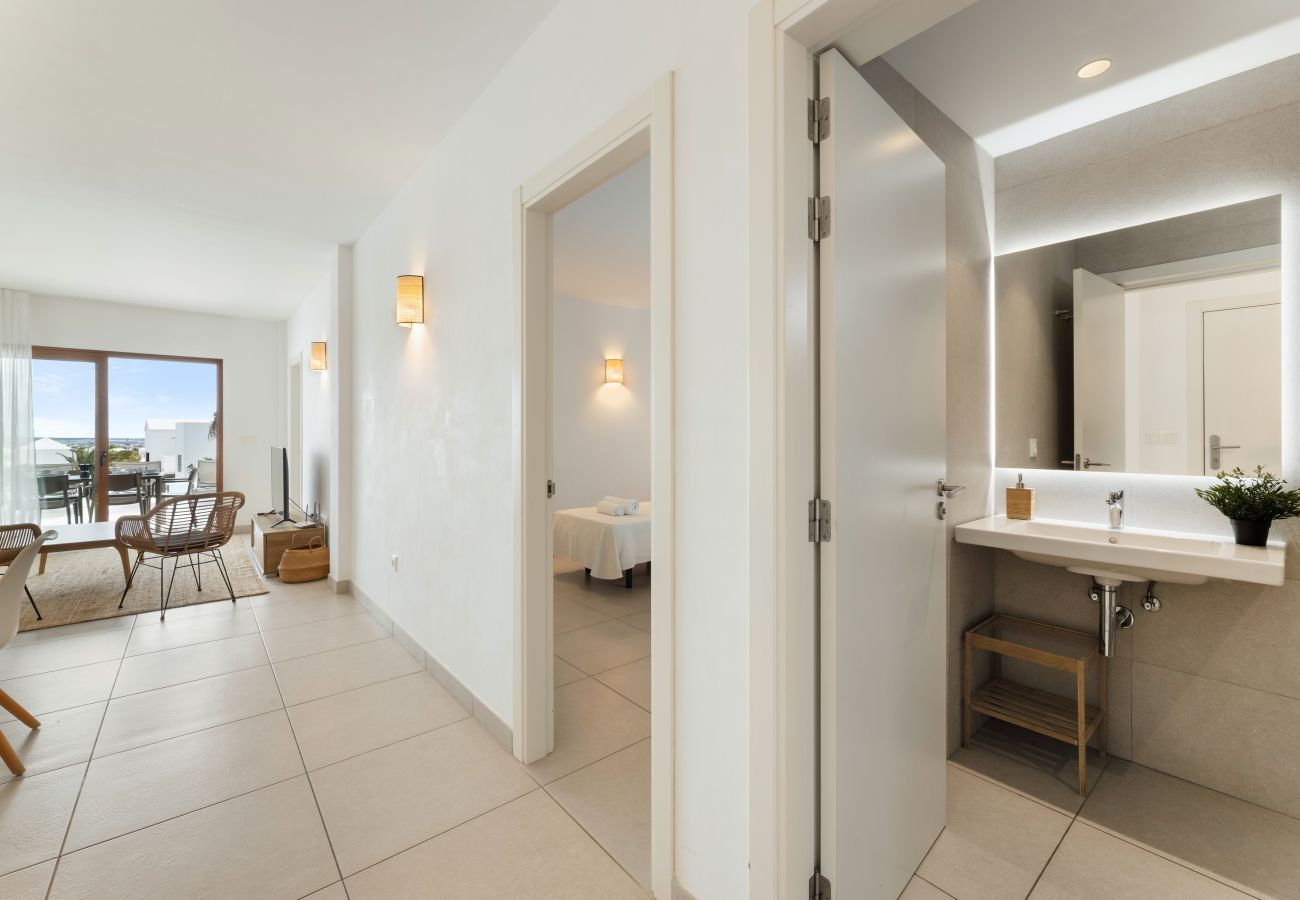 Villa in Playa Blanca - Villa Los Altos Naira 3A by Escape Home