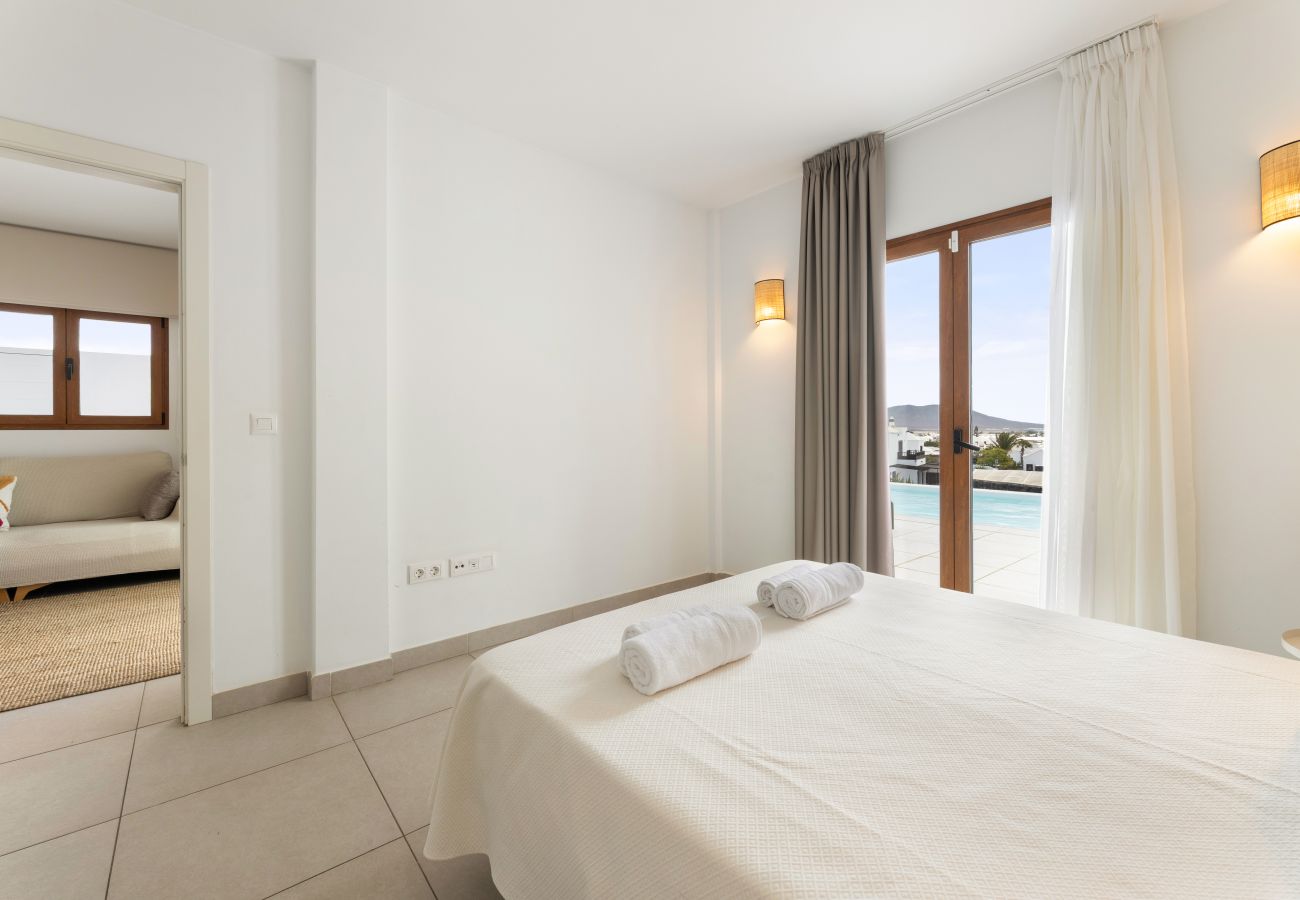 Villa in Playa Blanca - Villa Los Altos Naira 3A by Escape Home