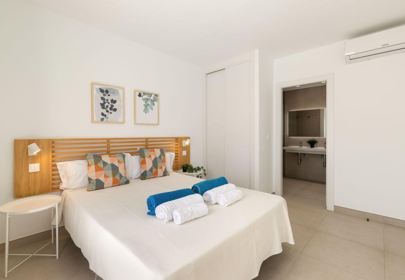 Villa in Playa Blanca - Villa Los Altos Tabaiba 7A by Escape Home