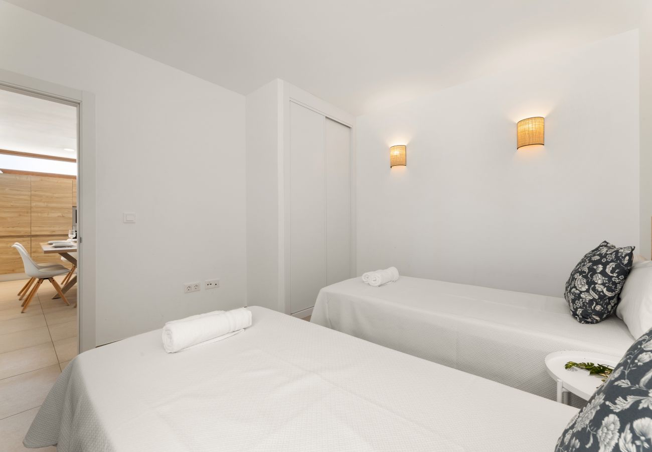 Villa in Playa Blanca - Villa Los Altos Yaiza 9A by Escape Home