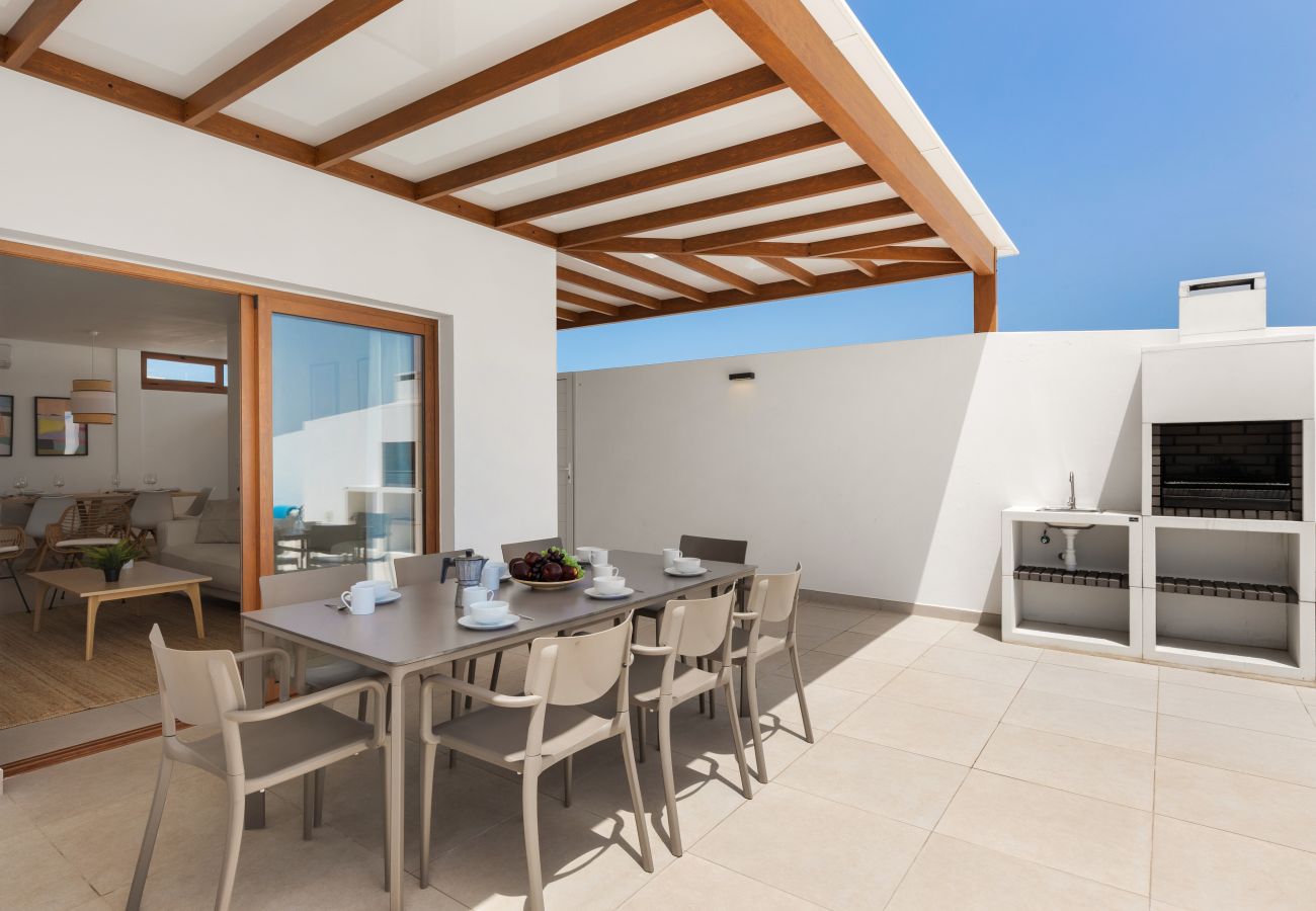 Villa in Playa Blanca - Villa Los Altos Yaiza 9A by Escape Home
