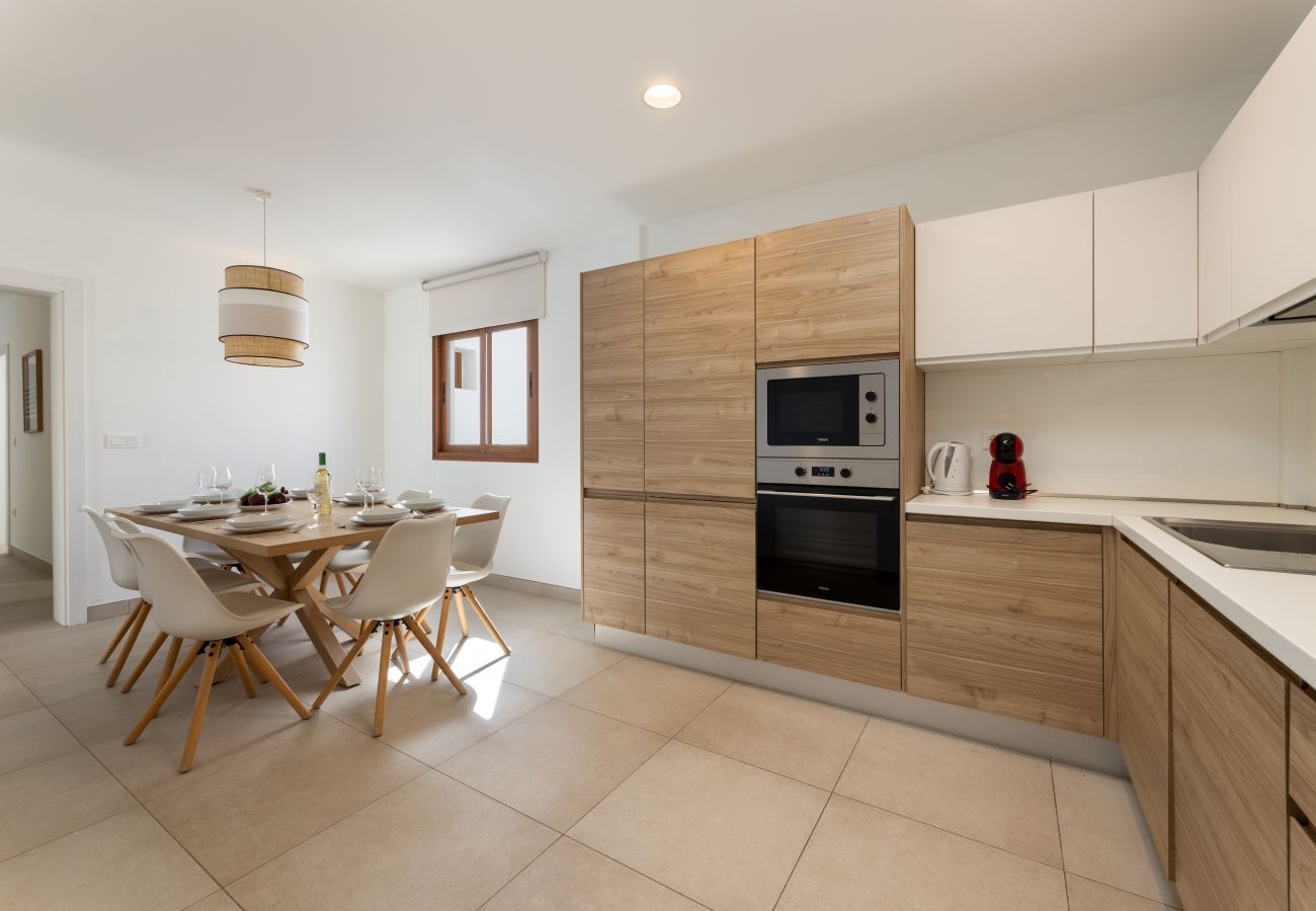 Villa in Playa Blanca - Villa Los Altos Anisa 13A by Escape Home