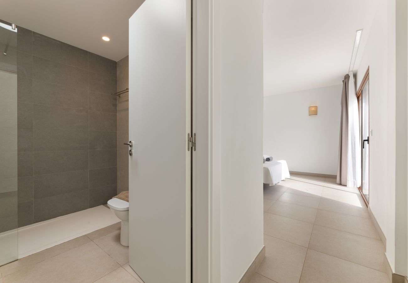 Villa in Playa Blanca - Villa Los Altos Anisa 13A by Escape Home