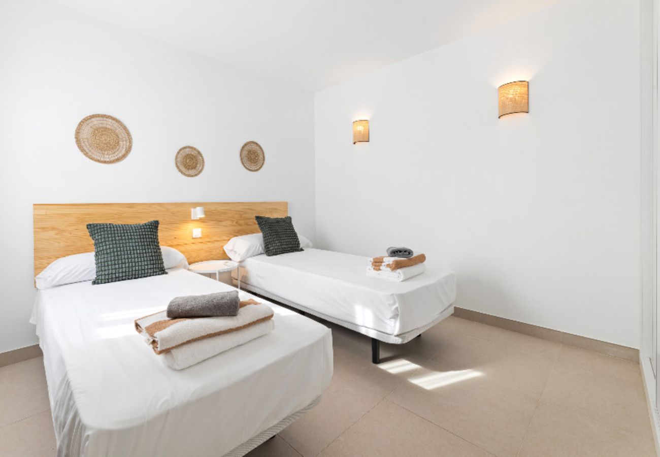 Villa in Playa Blanca - Villa Los Altos Navya 13B by Escape Home