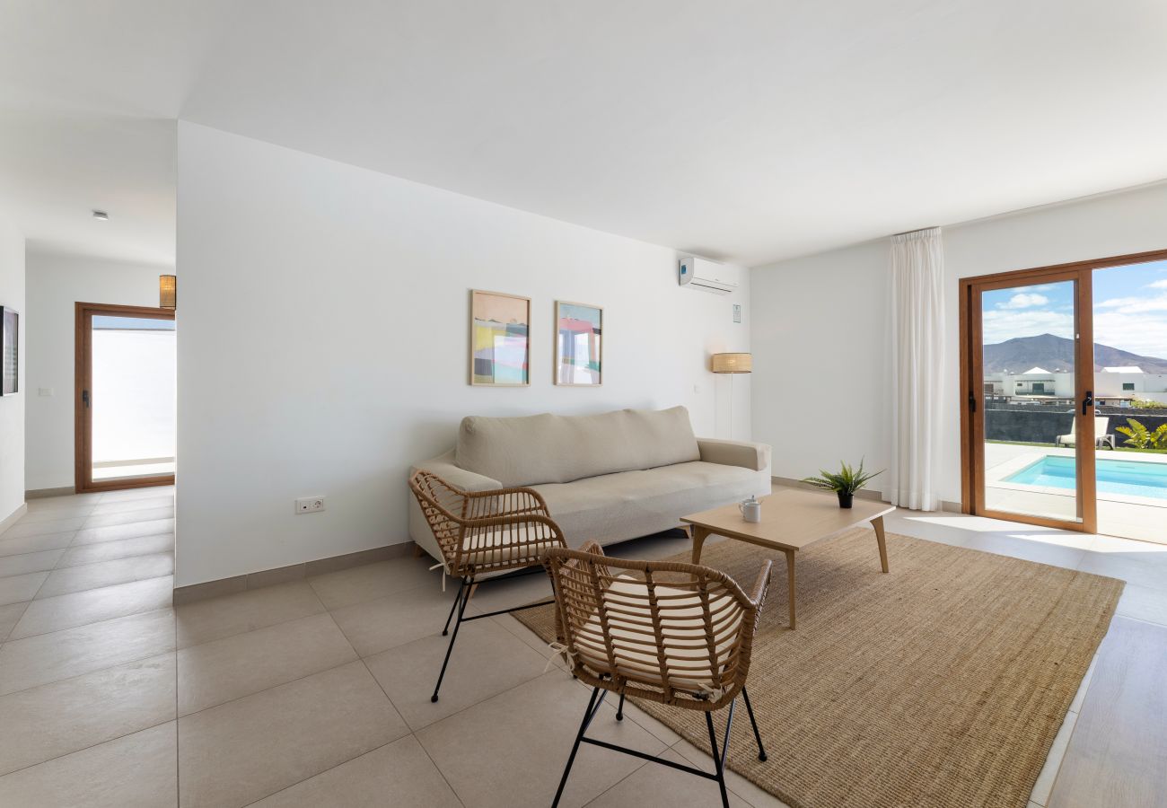 Villa in Playa Blanca - Villa Los Altos Navya 13B by Escape Home
