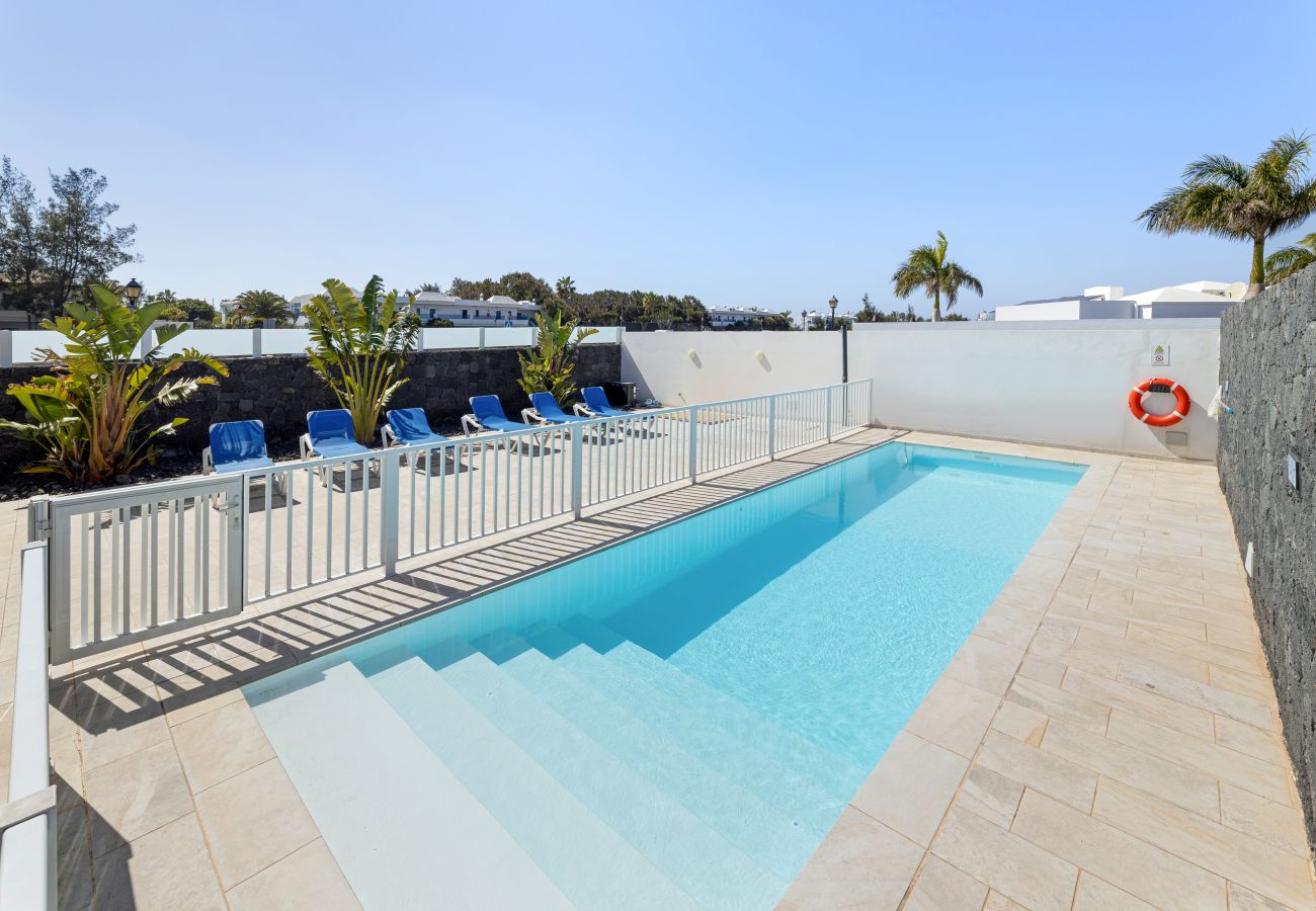 Villa in Playa Blanca - Casa Manuel by Escape Home