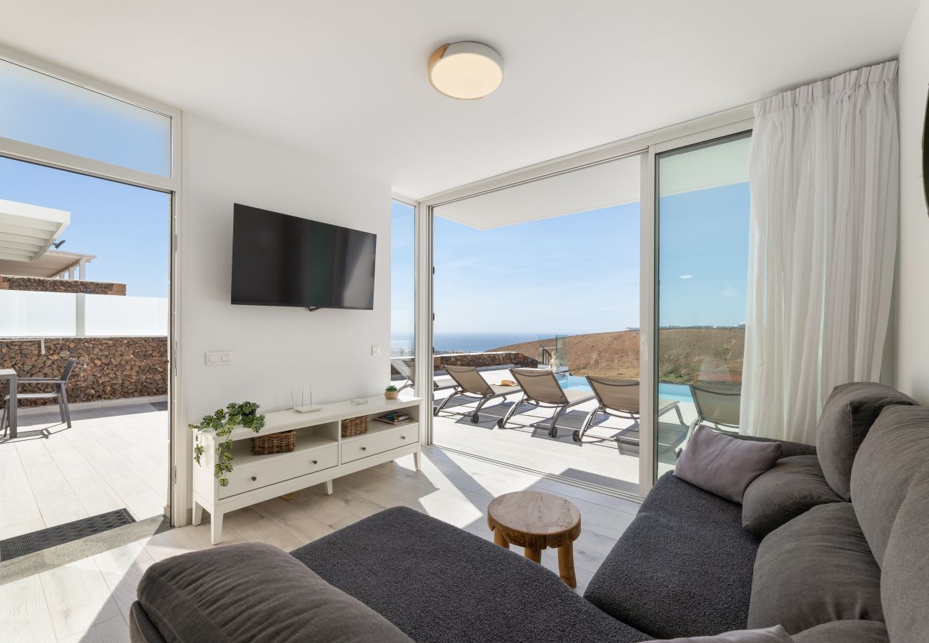 Villa in Tías - Villa Maracuya by Escape Home 