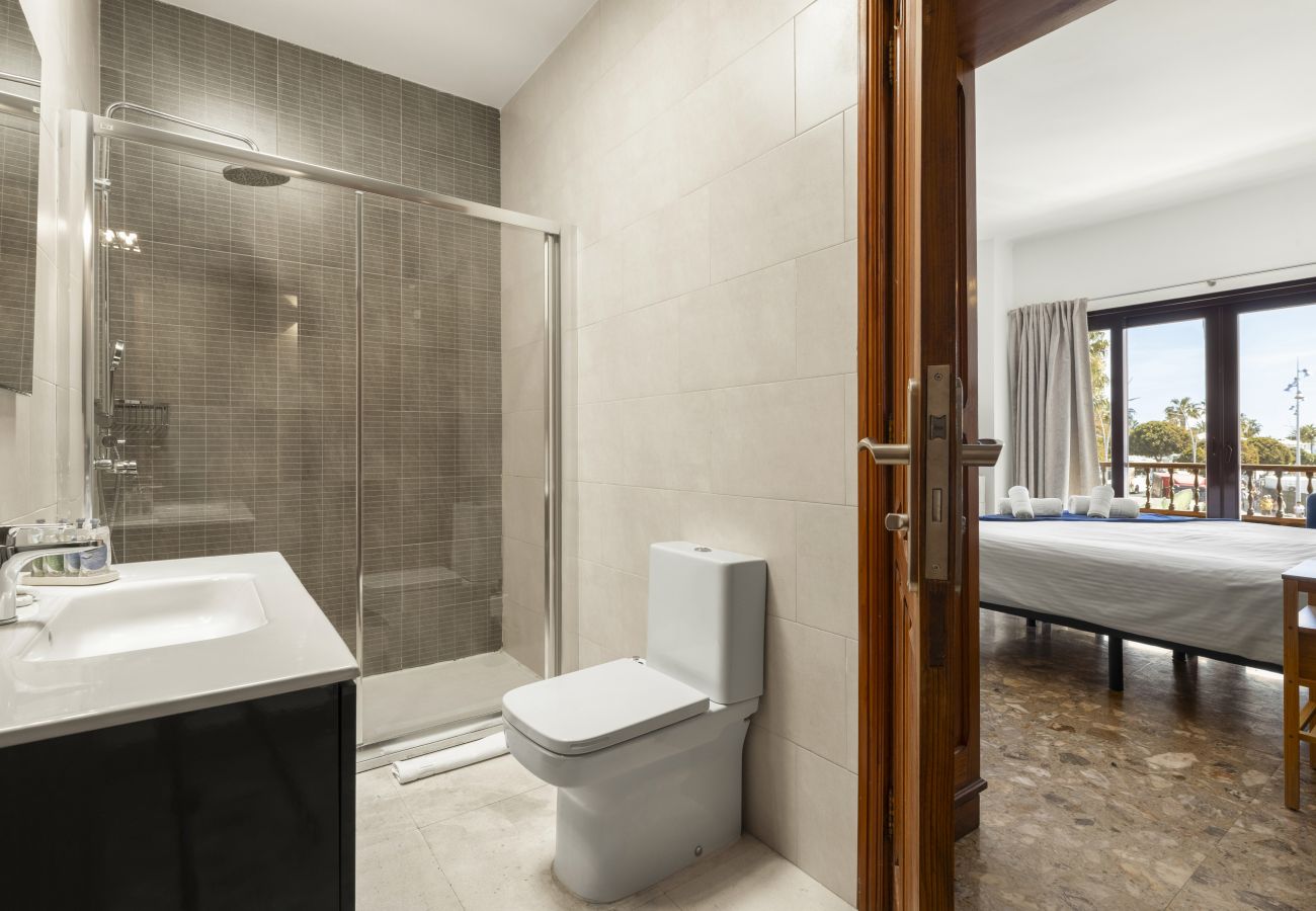 Villa in Puerto del Carmen - Villa Santa Rosa La Peñita by Escape Home