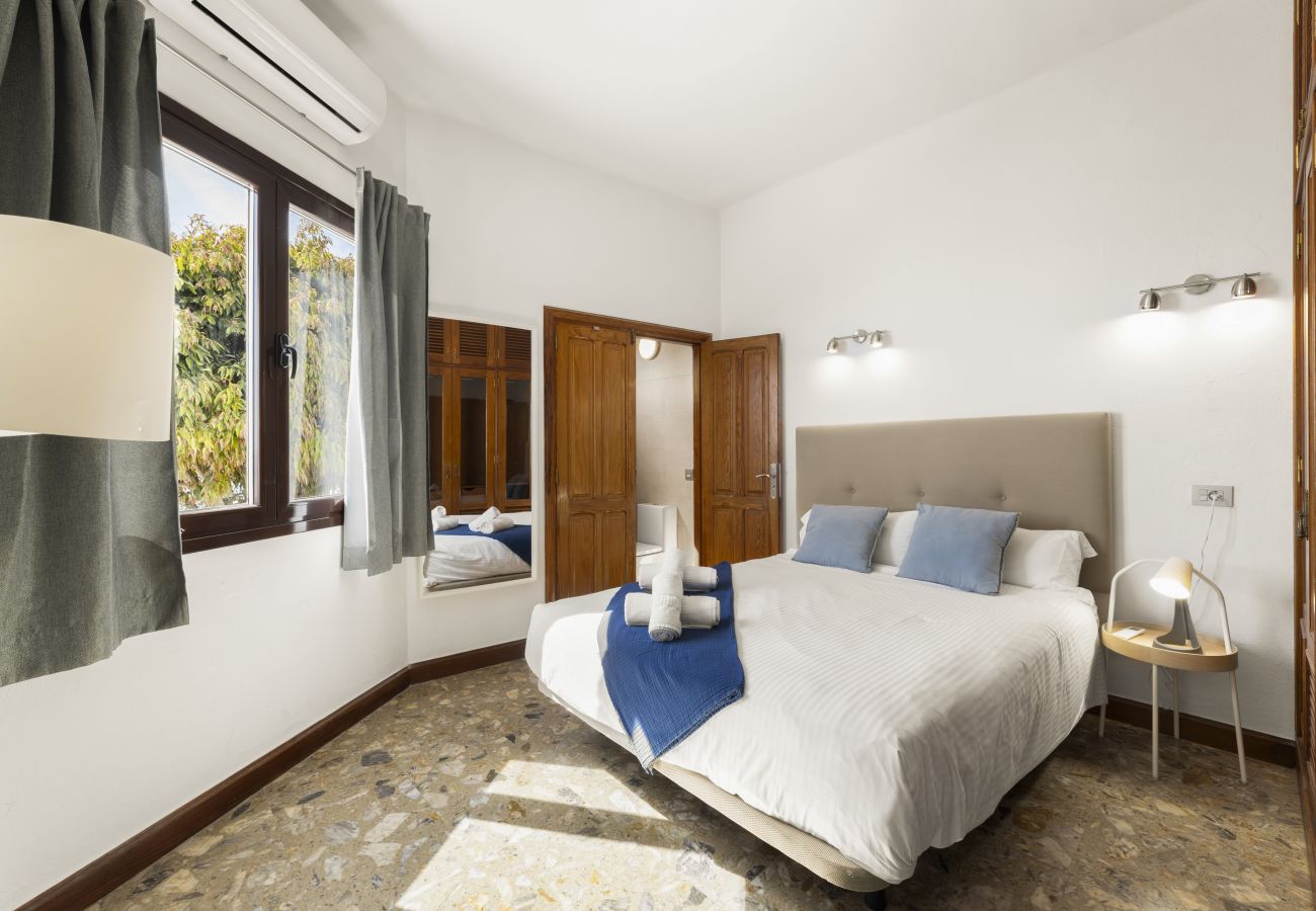 Villa in Puerto del Carmen - Villa Santa Rosa La Peñita by Escape Home