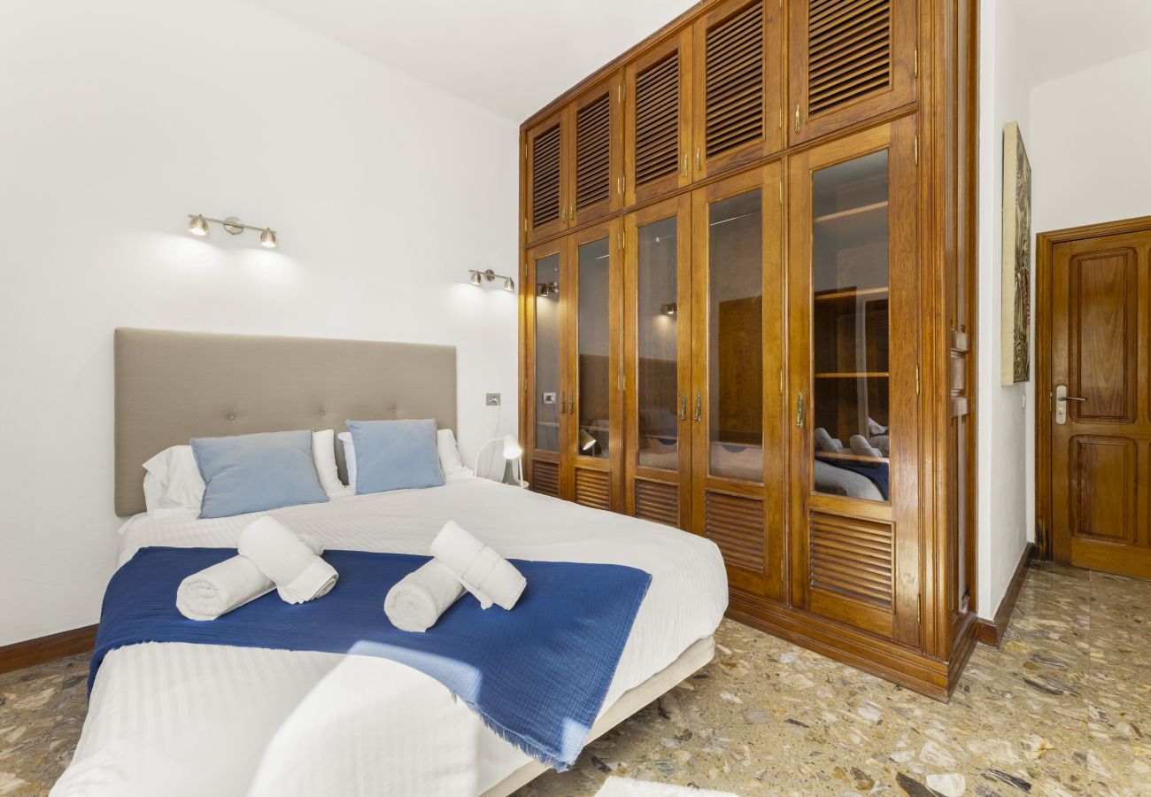 Villa in Puerto del Carmen - Villa Santa Rosa La Peñita by Escape Home