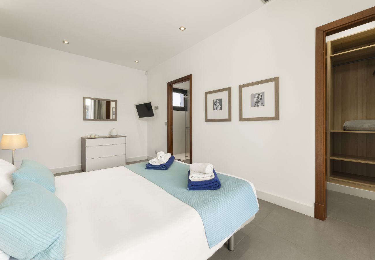 Villa in Puerto del Carmen - Casa Jimena by Escape Home