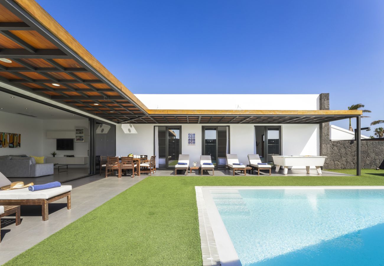 Villa in Puerto del Carmen - Casa Jimena by Escape Home